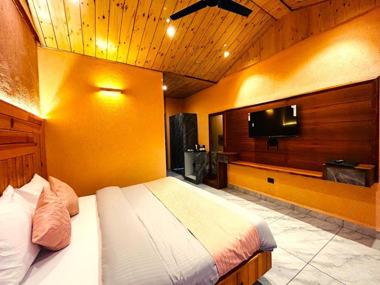 Living On The Edge A Luxury Stay Mussoorie Exterior photo