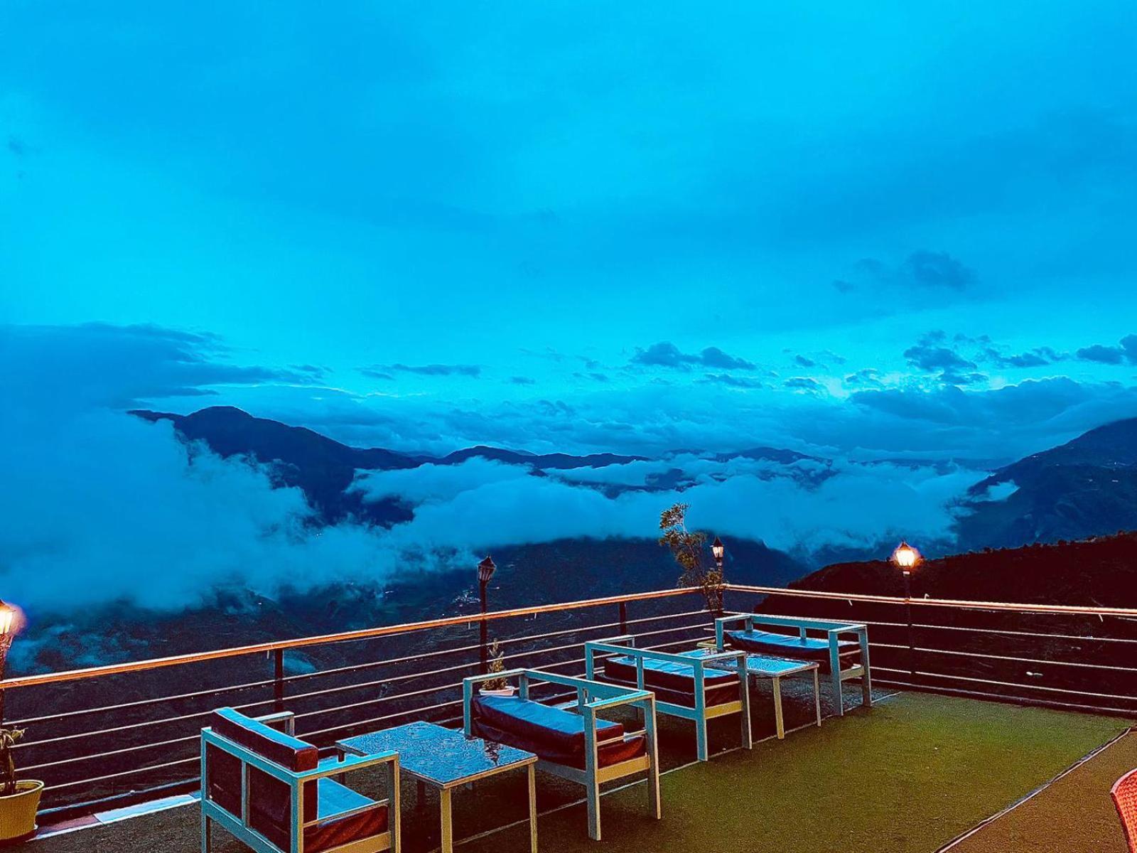 Living On The Edge A Luxury Stay Mussoorie Exterior photo
