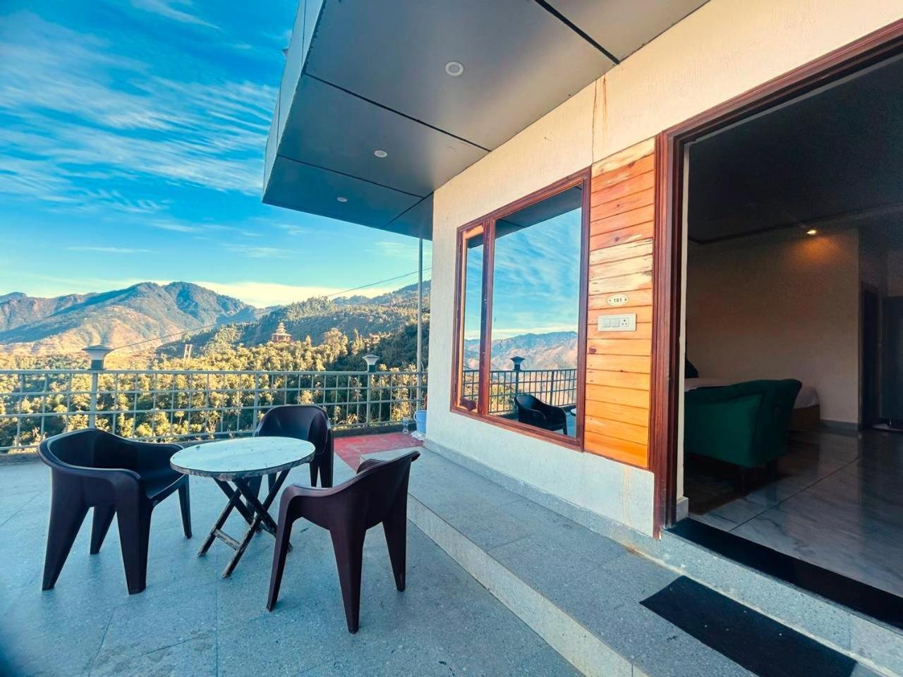 Living On The Edge A Luxury Stay Mussoorie Exterior photo