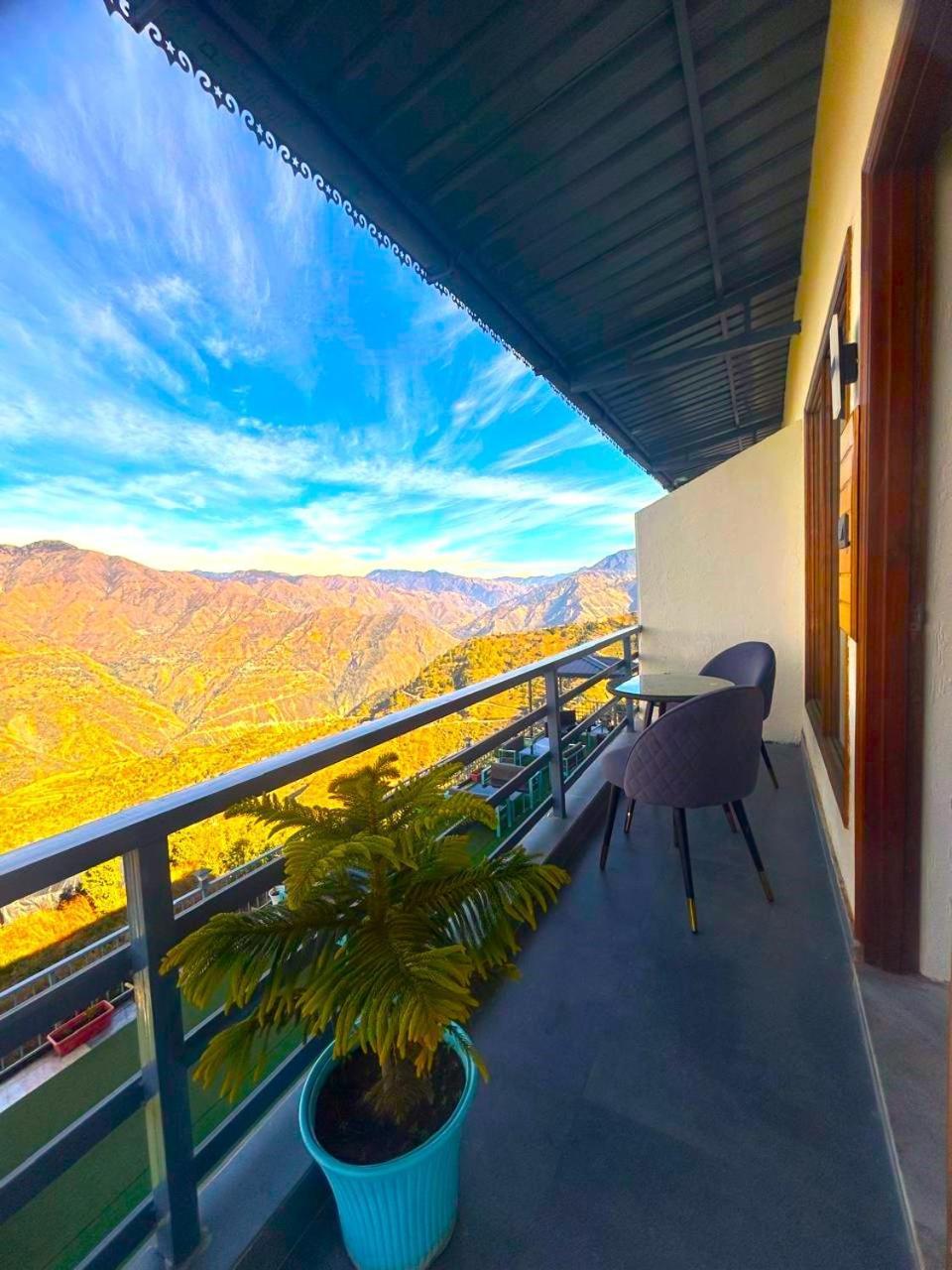 Living On The Edge A Luxury Stay Mussoorie Exterior photo